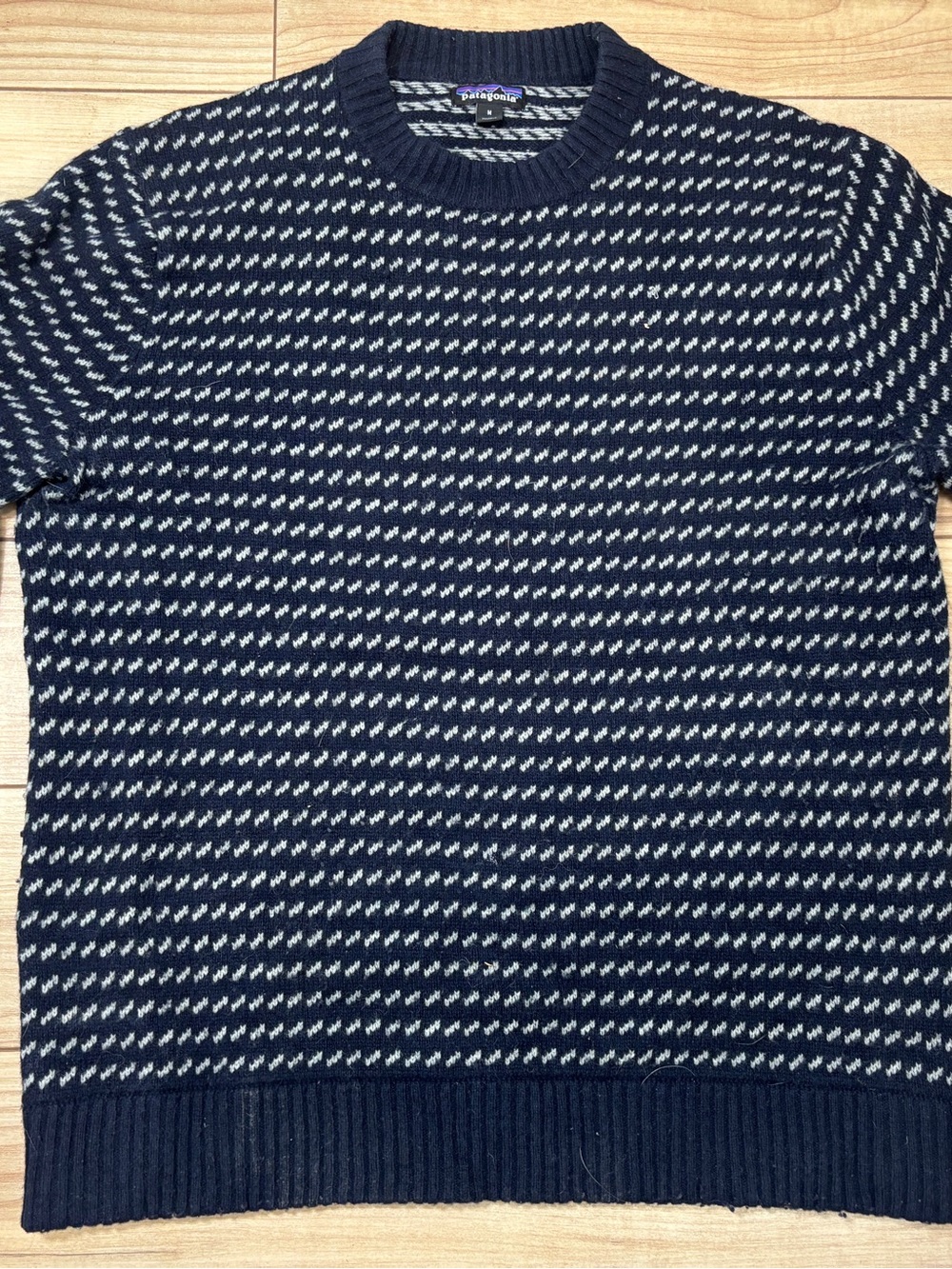 Patagonia Navy and Cream Geometric Crewneck Sweater